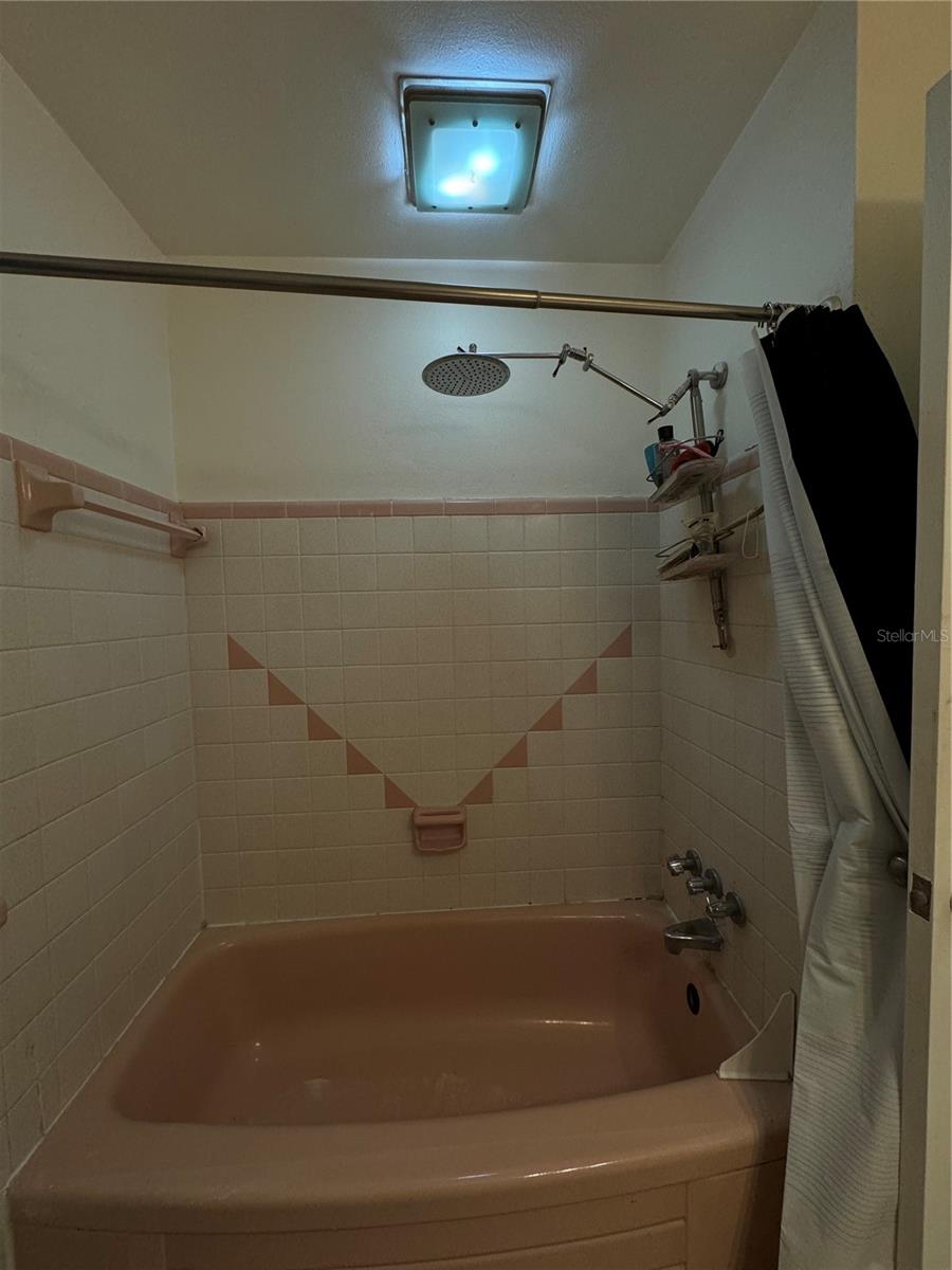 Image 12 of 28 For 4351 37th Avenue N