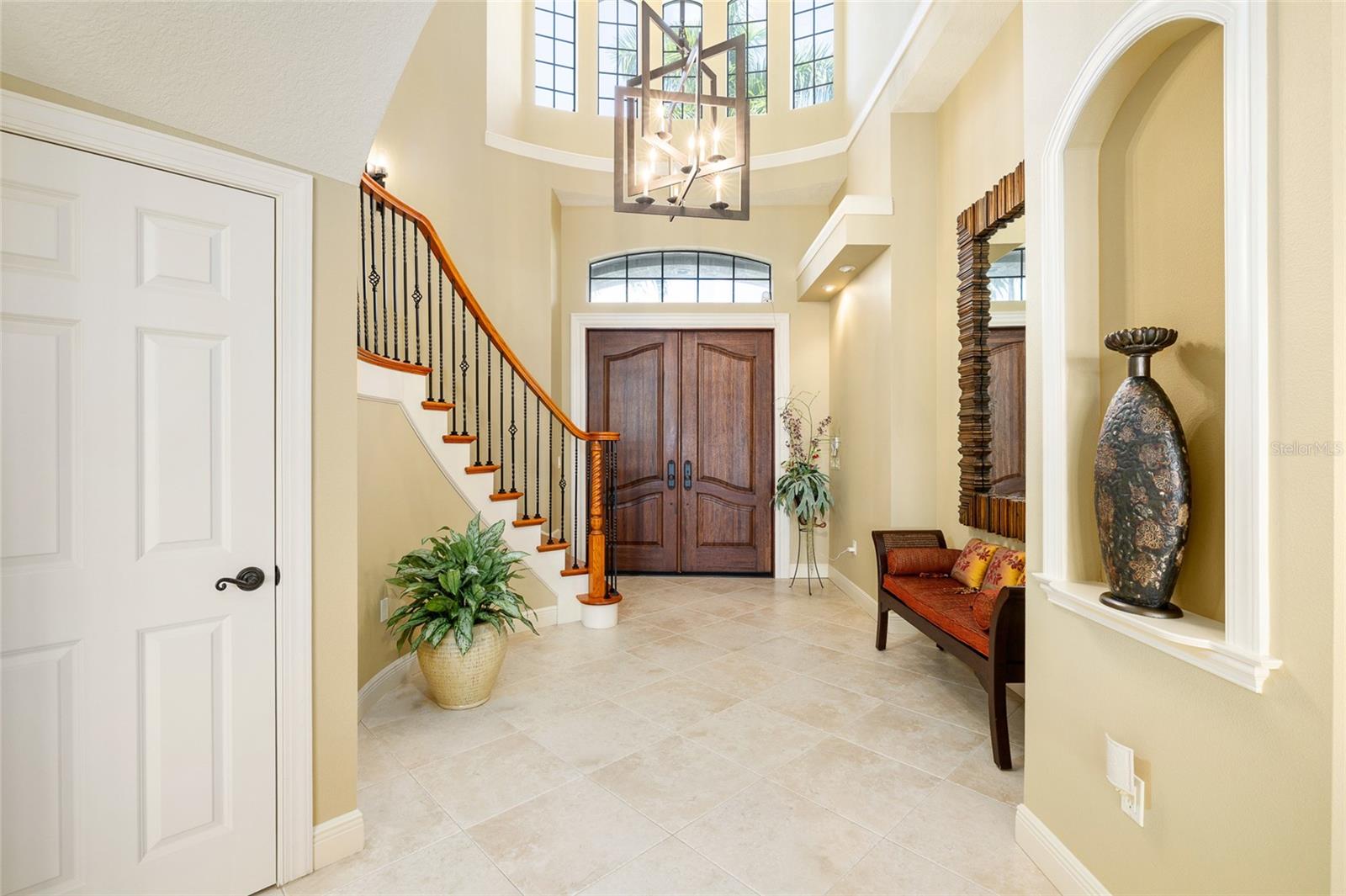 Listing photo id 9 for 4914 59th Avenue S