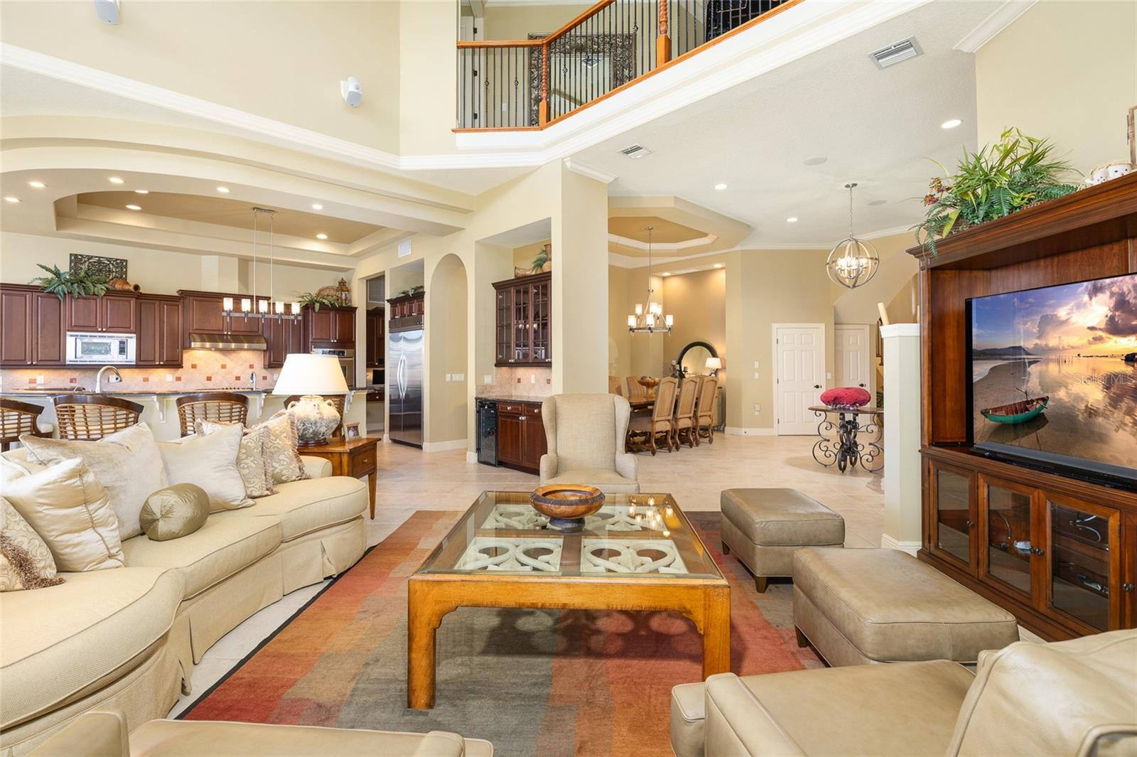 Listing photo id 12 for 4914 59th Avenue S