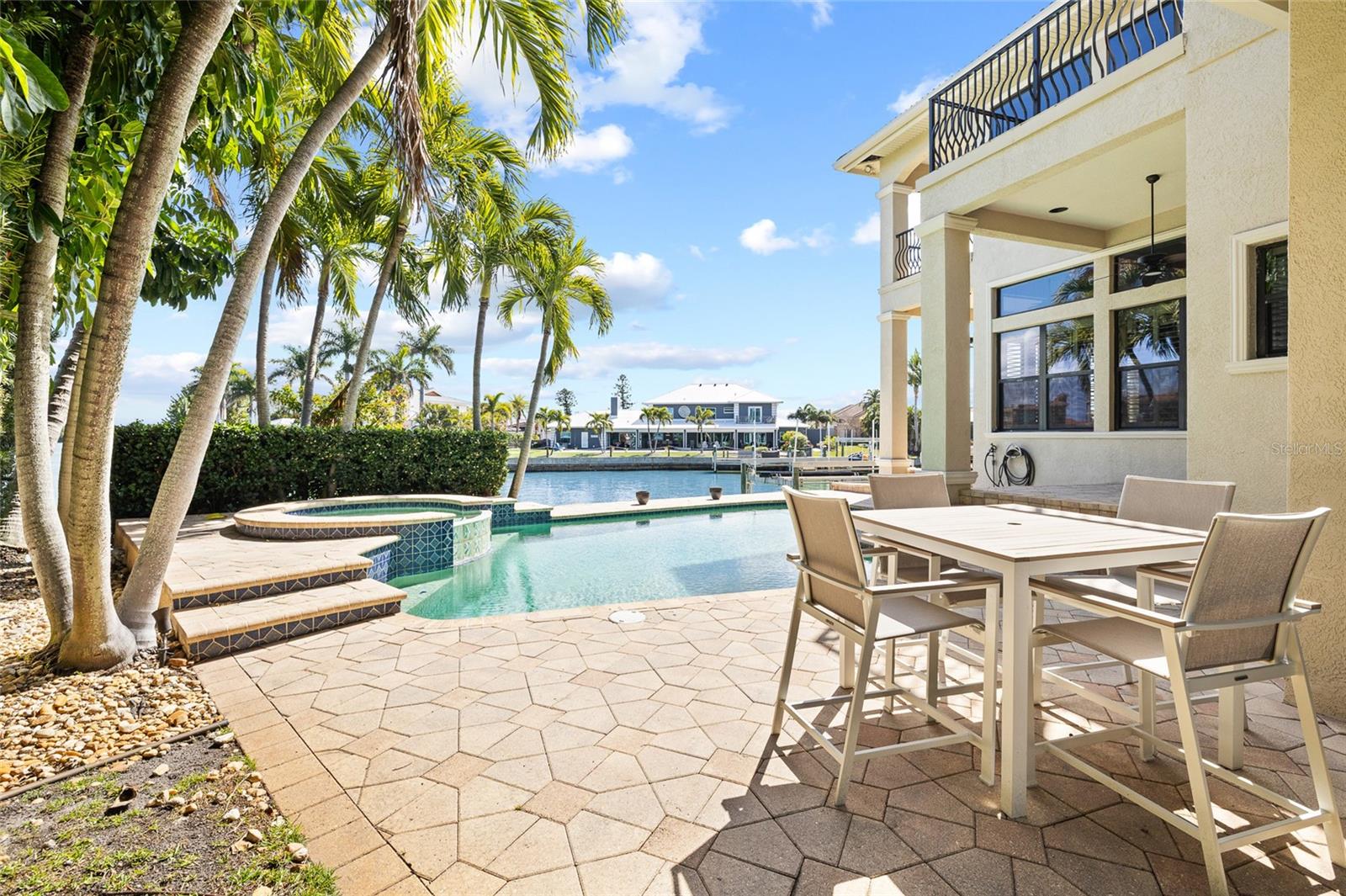 Listing photo id 58 for 4914 59th Avenue S