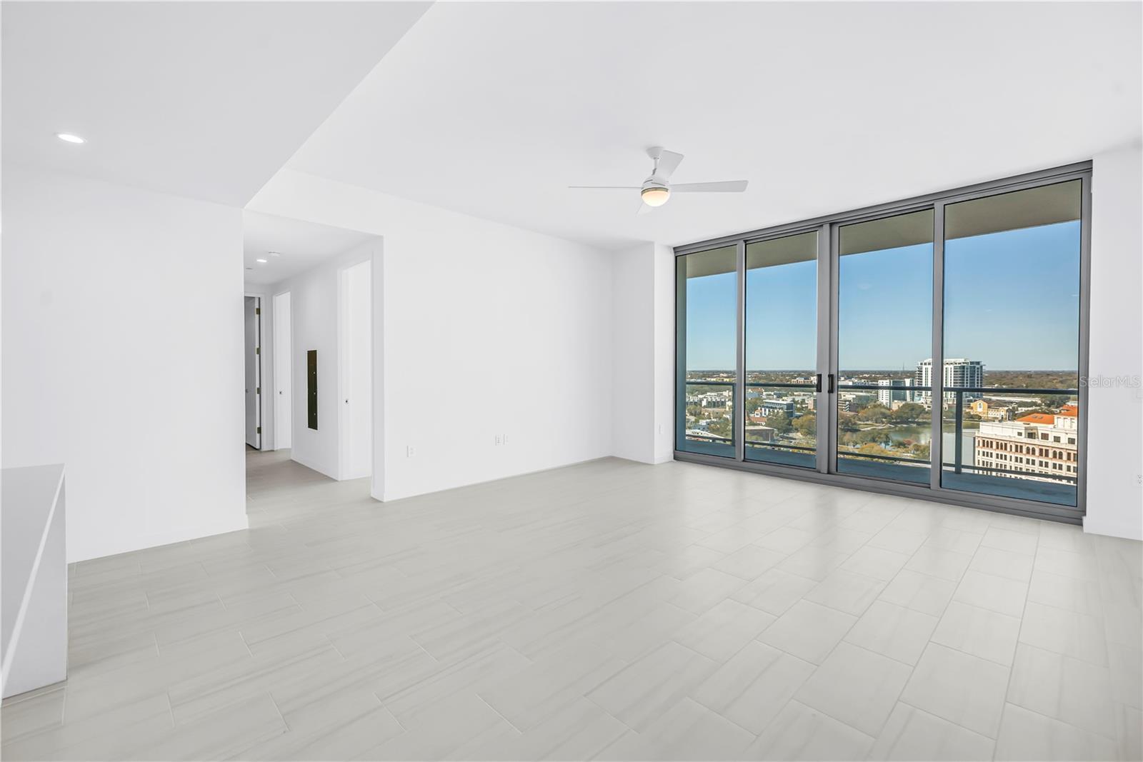 Image 15 of 49 For 400 Central Avenue 1702