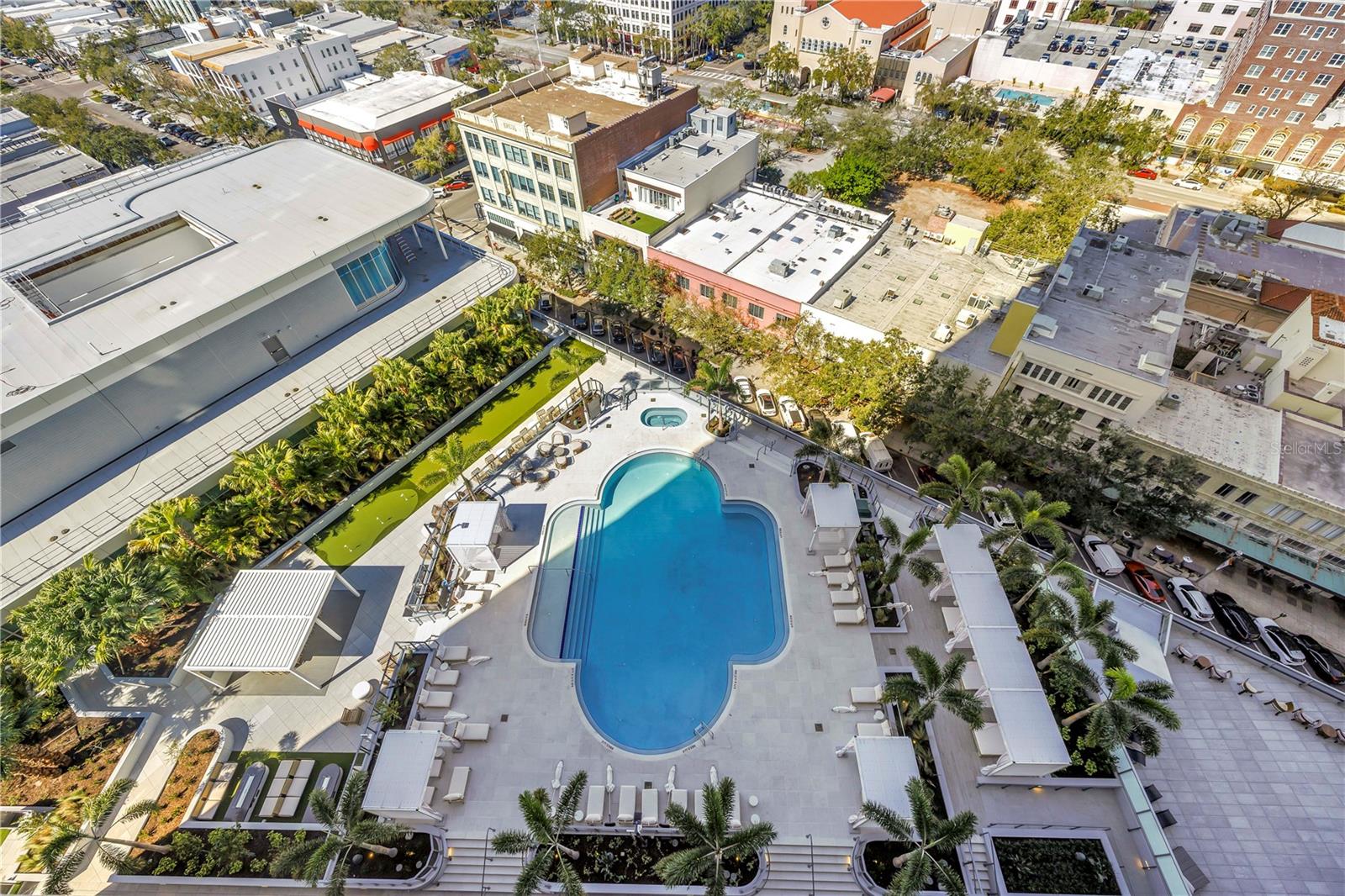 Image 27 of 49 For 400 Central Avenue 1702