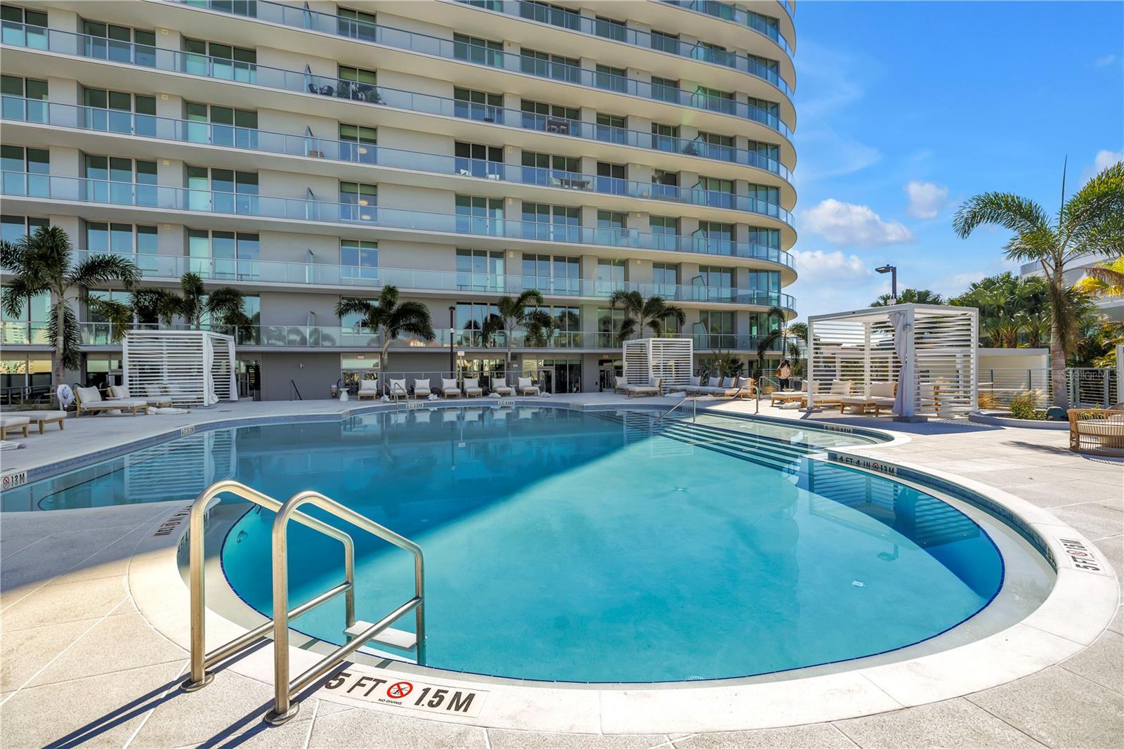 Image 31 of 49 For 400 Central Avenue 1702