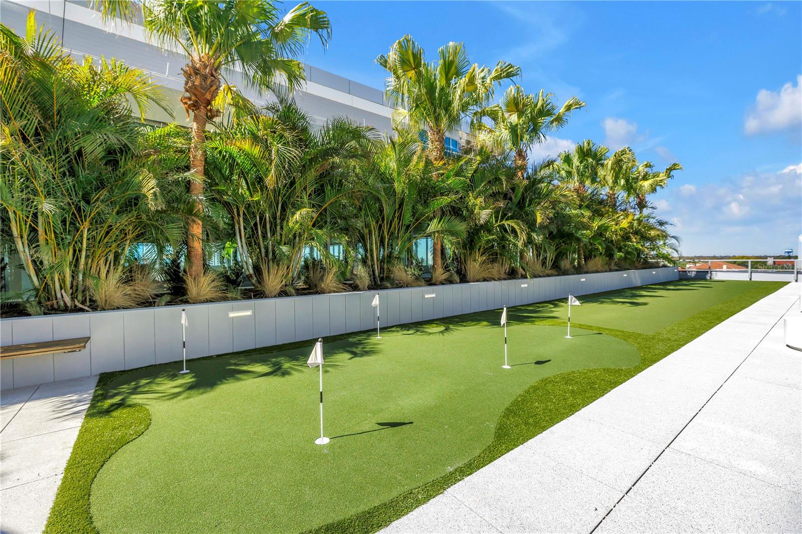 Image 33 of 49 For 400 Central Avenue 1702