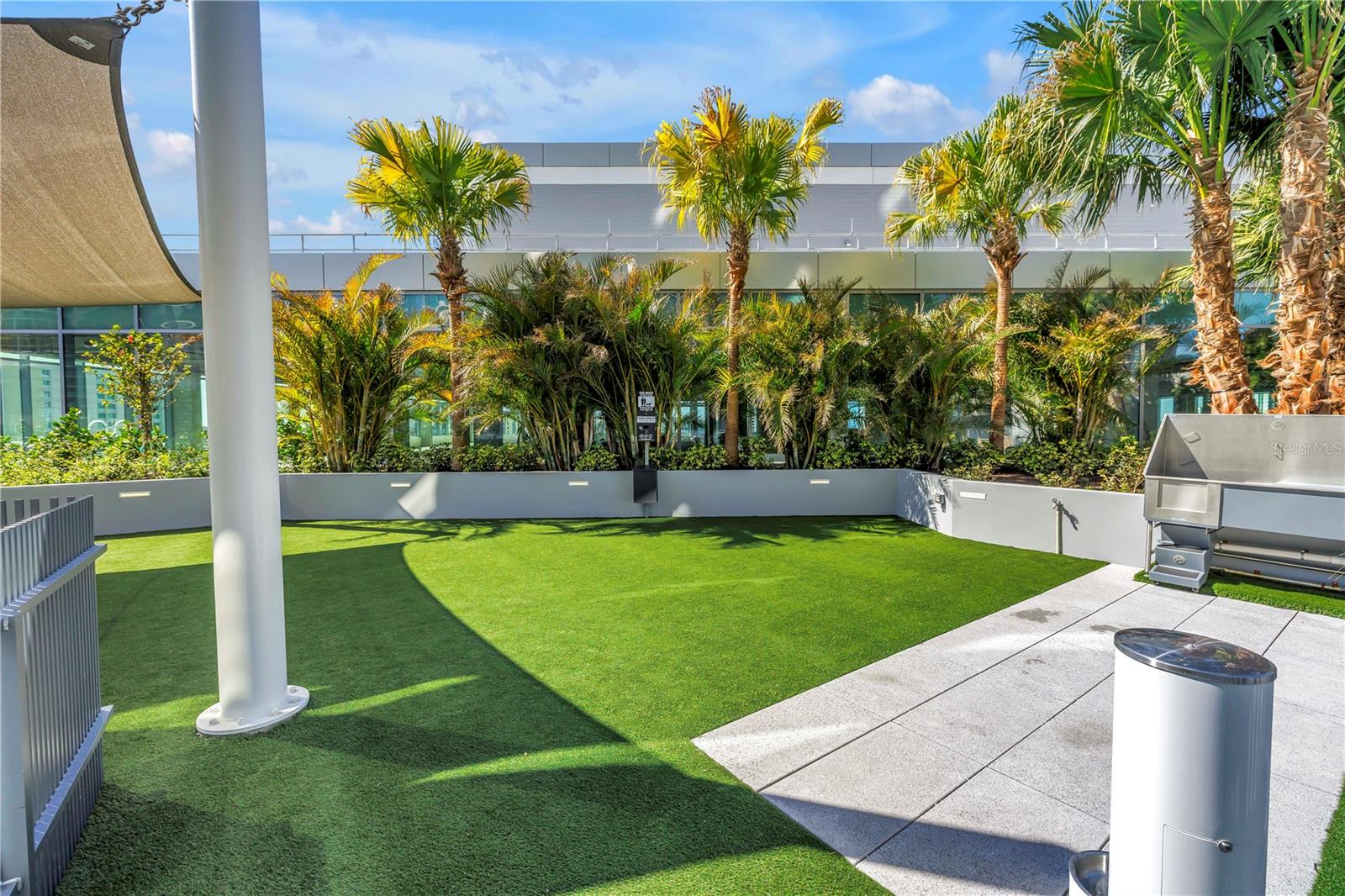 Image 39 of 49 For 400 Central Avenue 1702