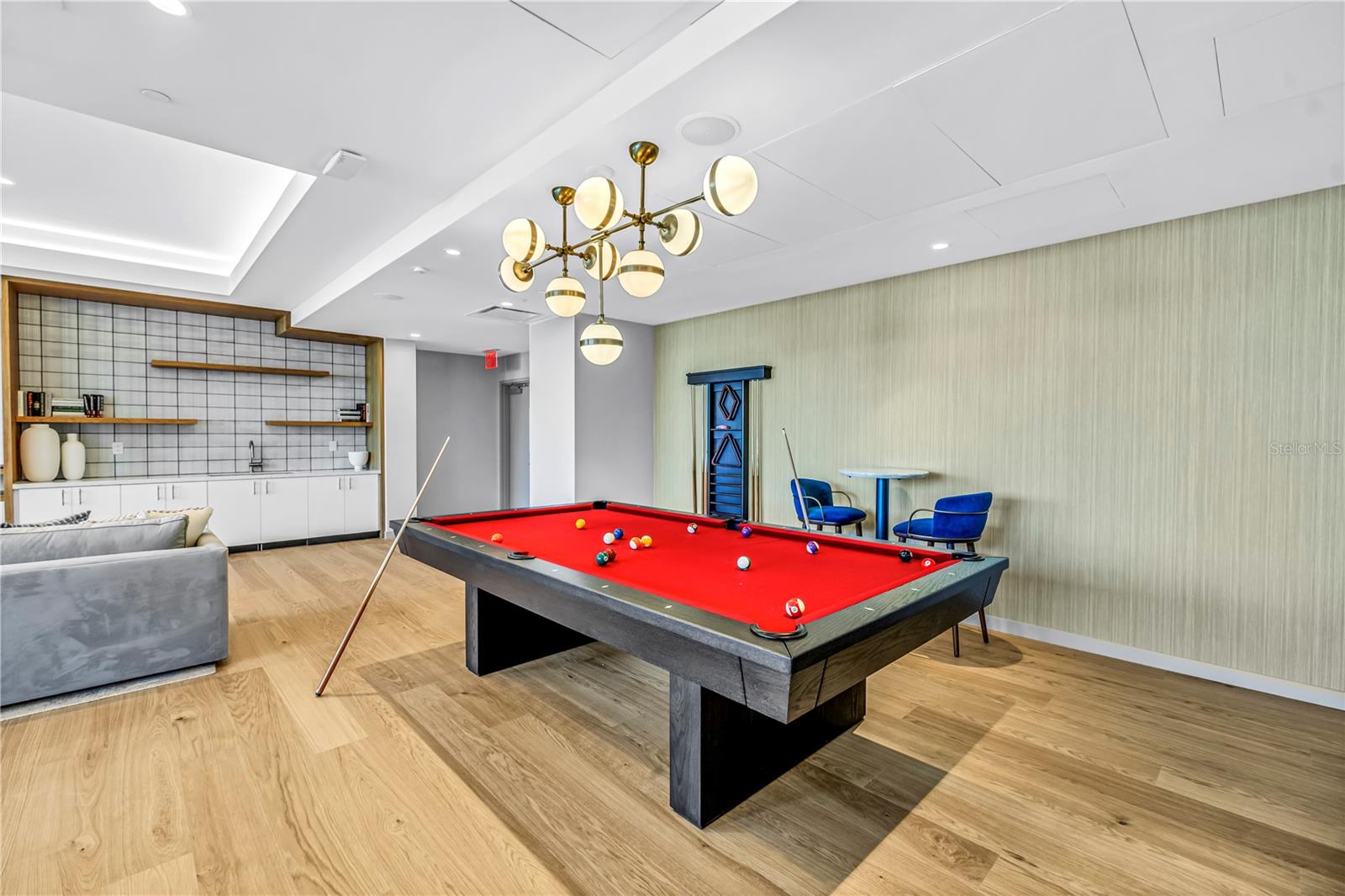 Image 47 of 49 For 400 Central Avenue 1702