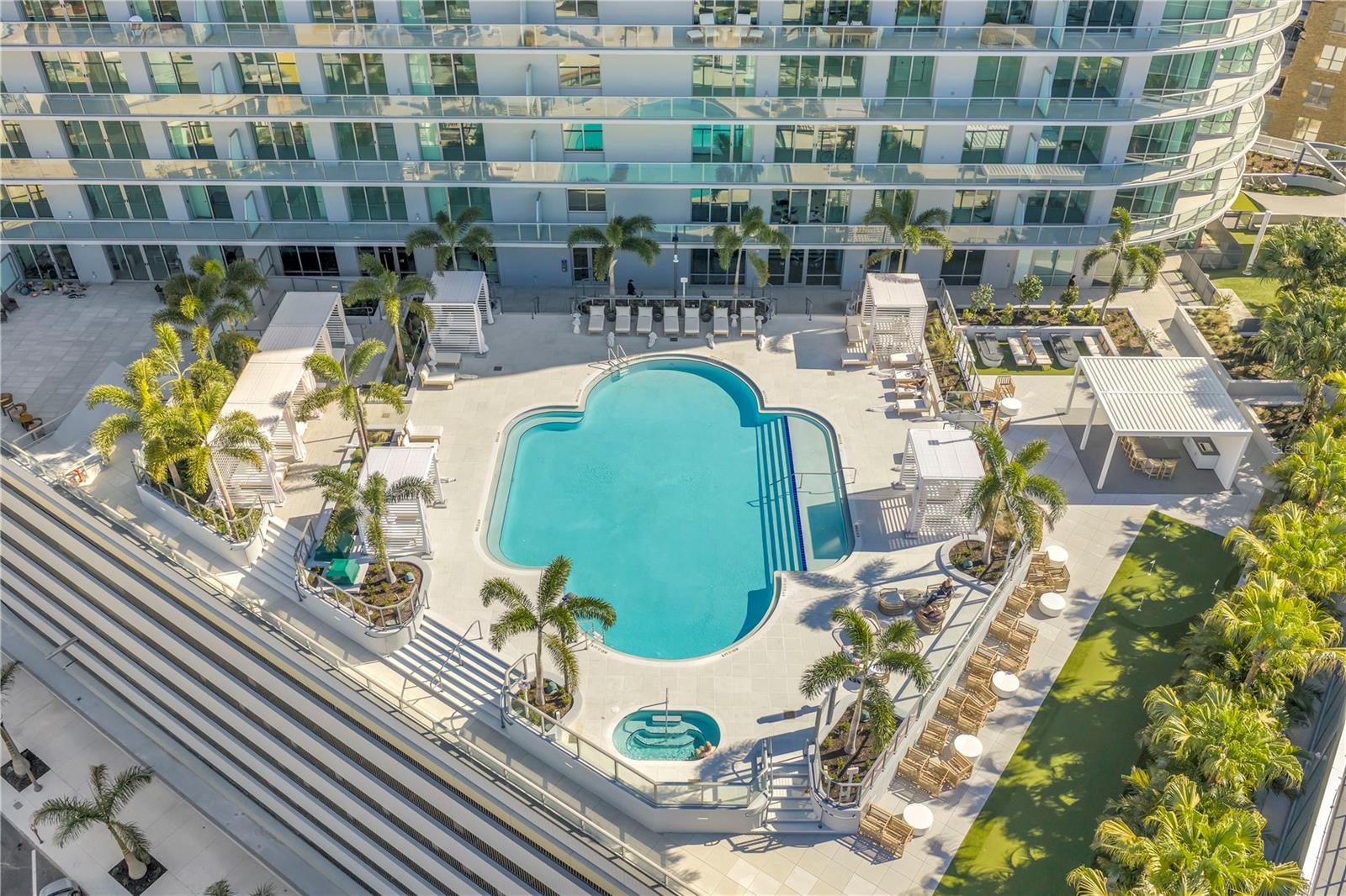 Image 6 of 49 For 400 Central Avenue 1702