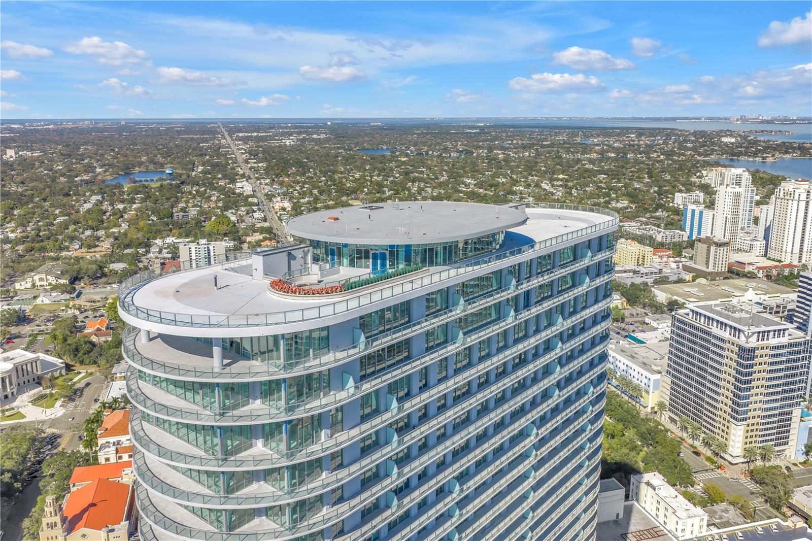 Image 7 of 49 For 400 Central Avenue 1702