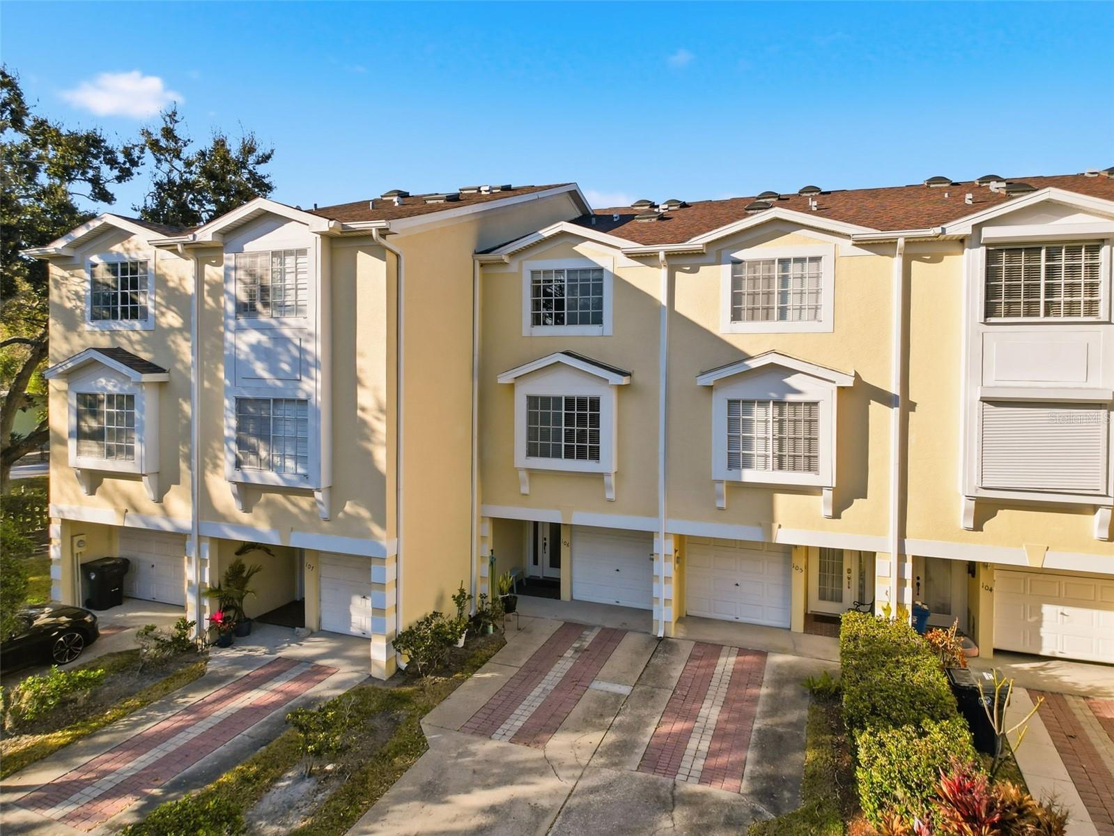 Image 2 of 77 For 106 Brent Circle