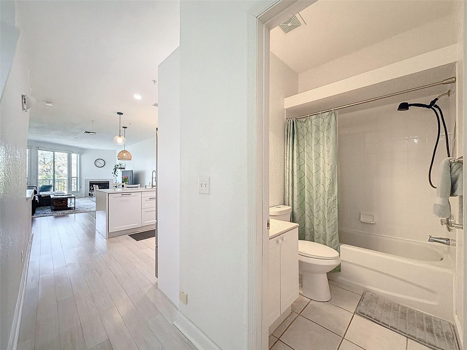 Image 27 of 77 For 106 Brent Circle