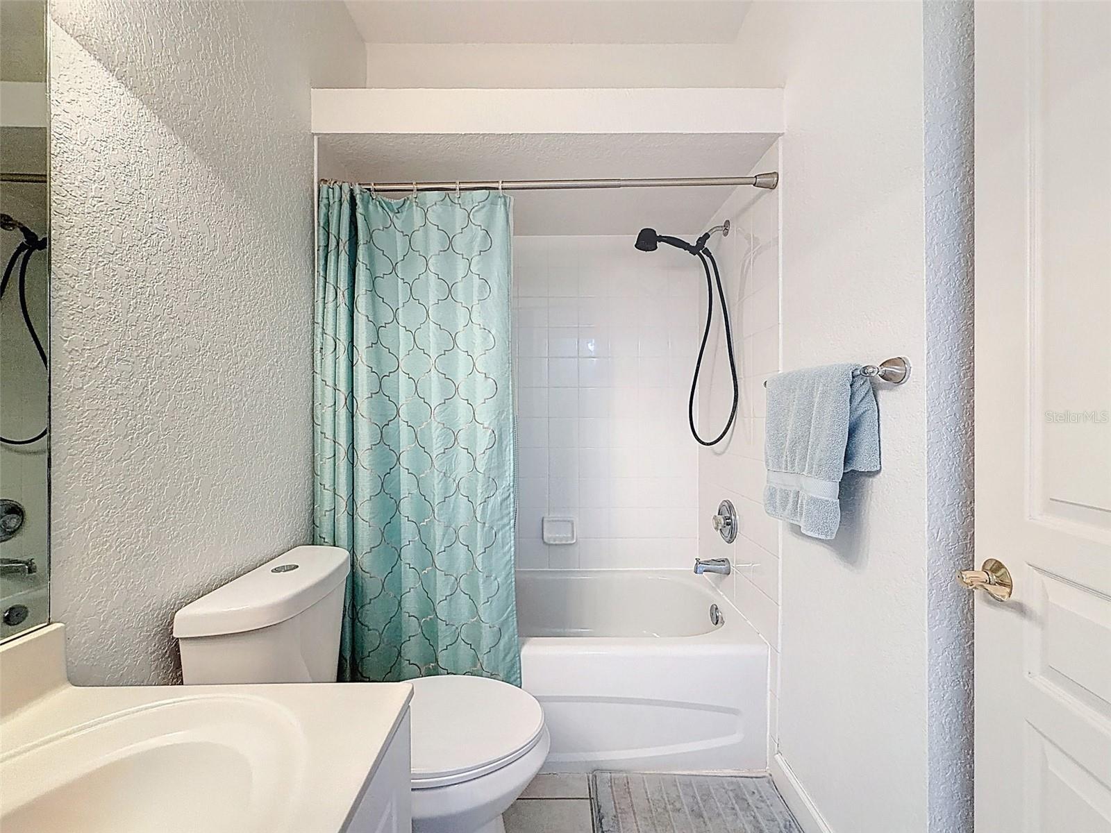 Image 29 of 77 For 106 Brent Circle