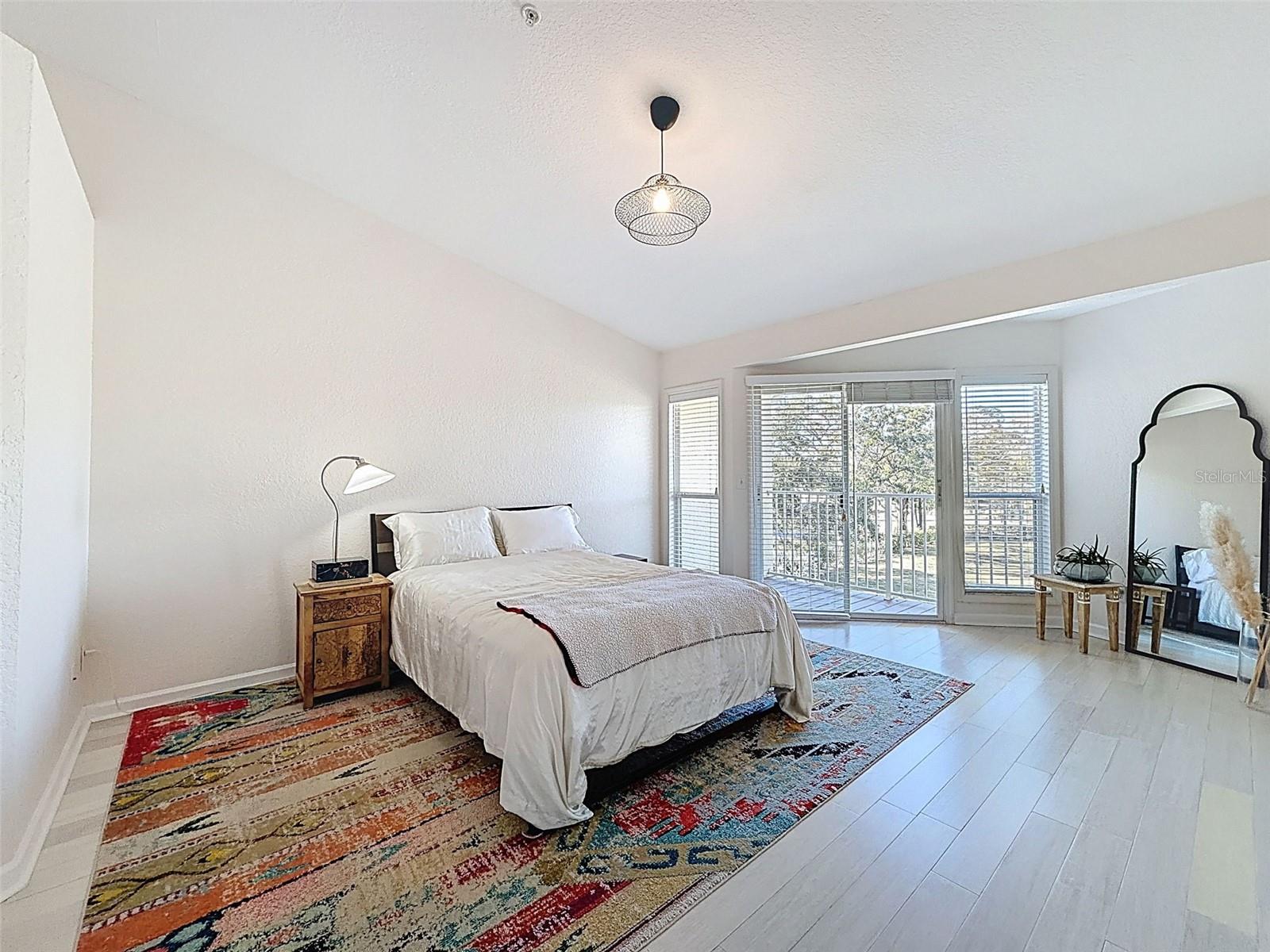 Image 35 of 77 For 106 Brent Circle