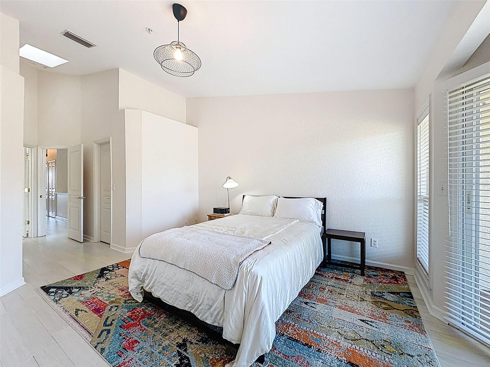 Image 37 of 77 For 106 Brent Circle