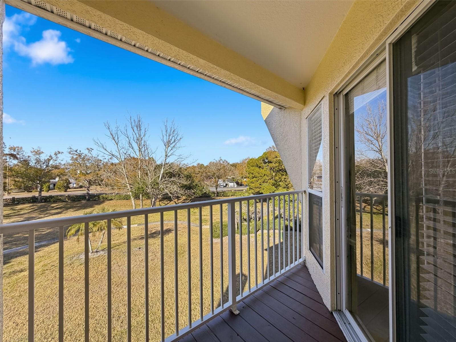 Image 41 of 77 For 106 Brent Circle