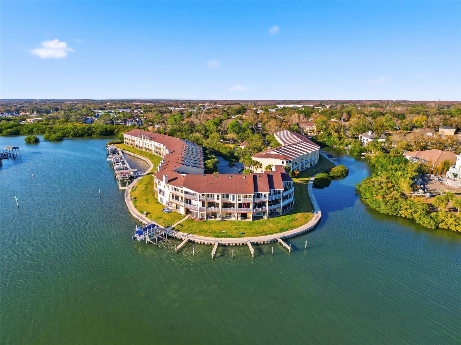 Image 72 of 77 For 106 Brent Circle