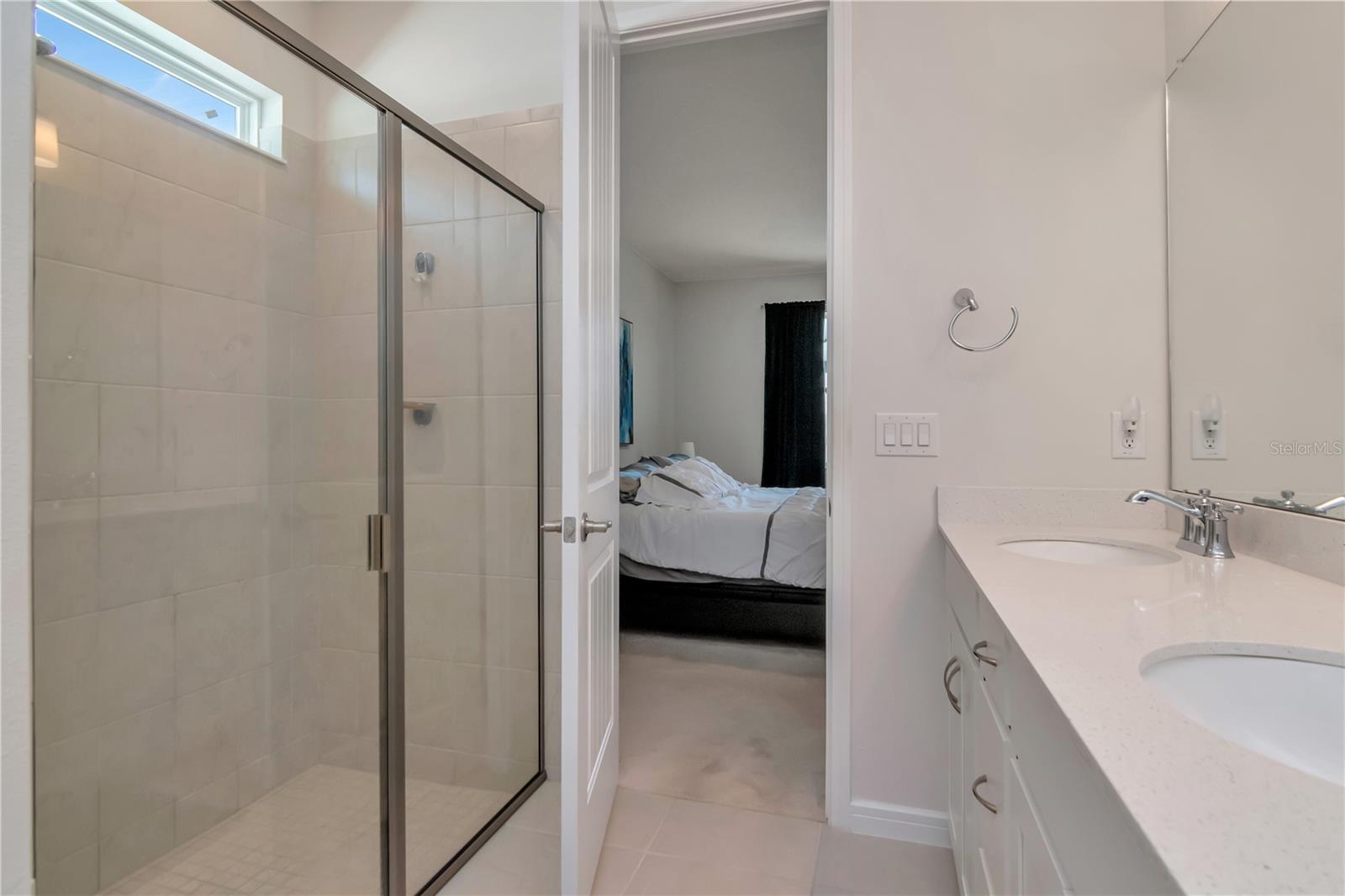 Image 27 of 45 For 6462 Bradford Woods Drive