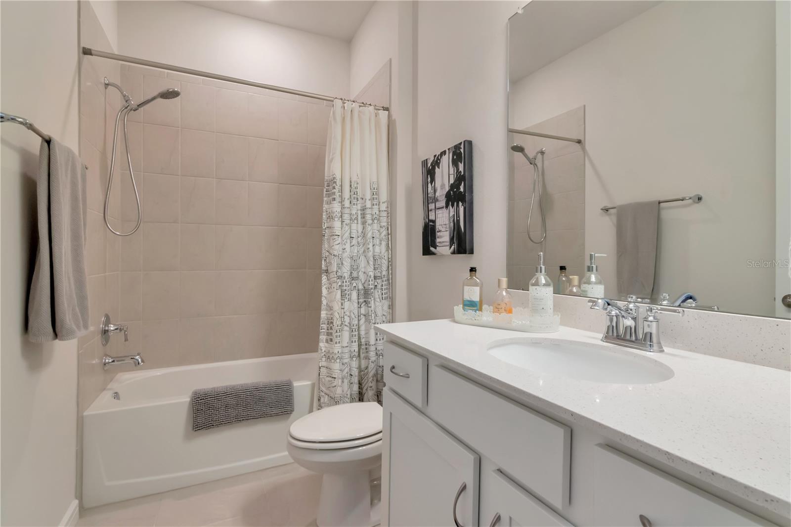 Image 32 of 45 For 6462 Bradford Woods Drive