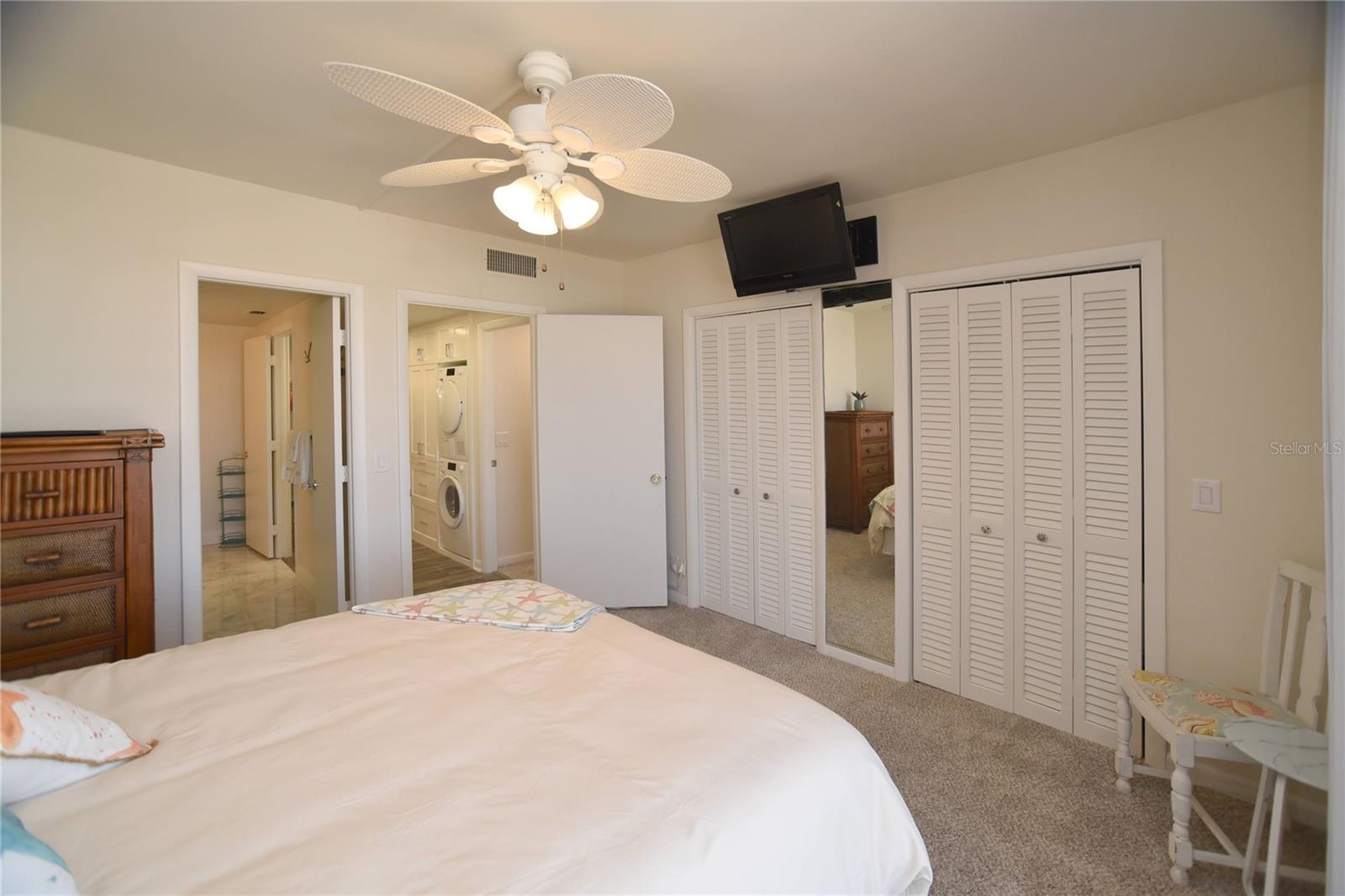 Image 15 of 62 For 3820 Gulf Boulevard 306