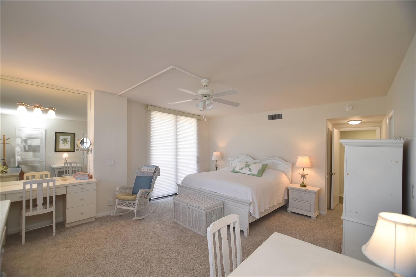 Image 37 of 62 For 3820 Gulf Boulevard 306