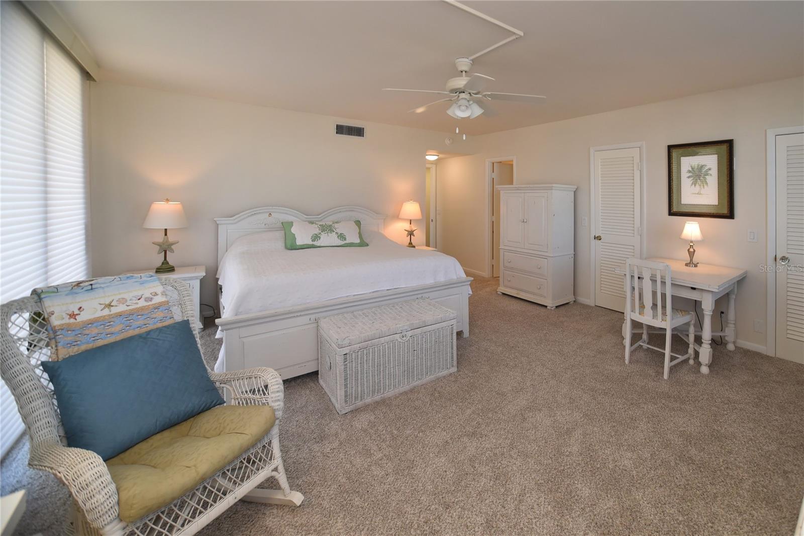 Image 41 of 62 For 3820 Gulf Boulevard 306