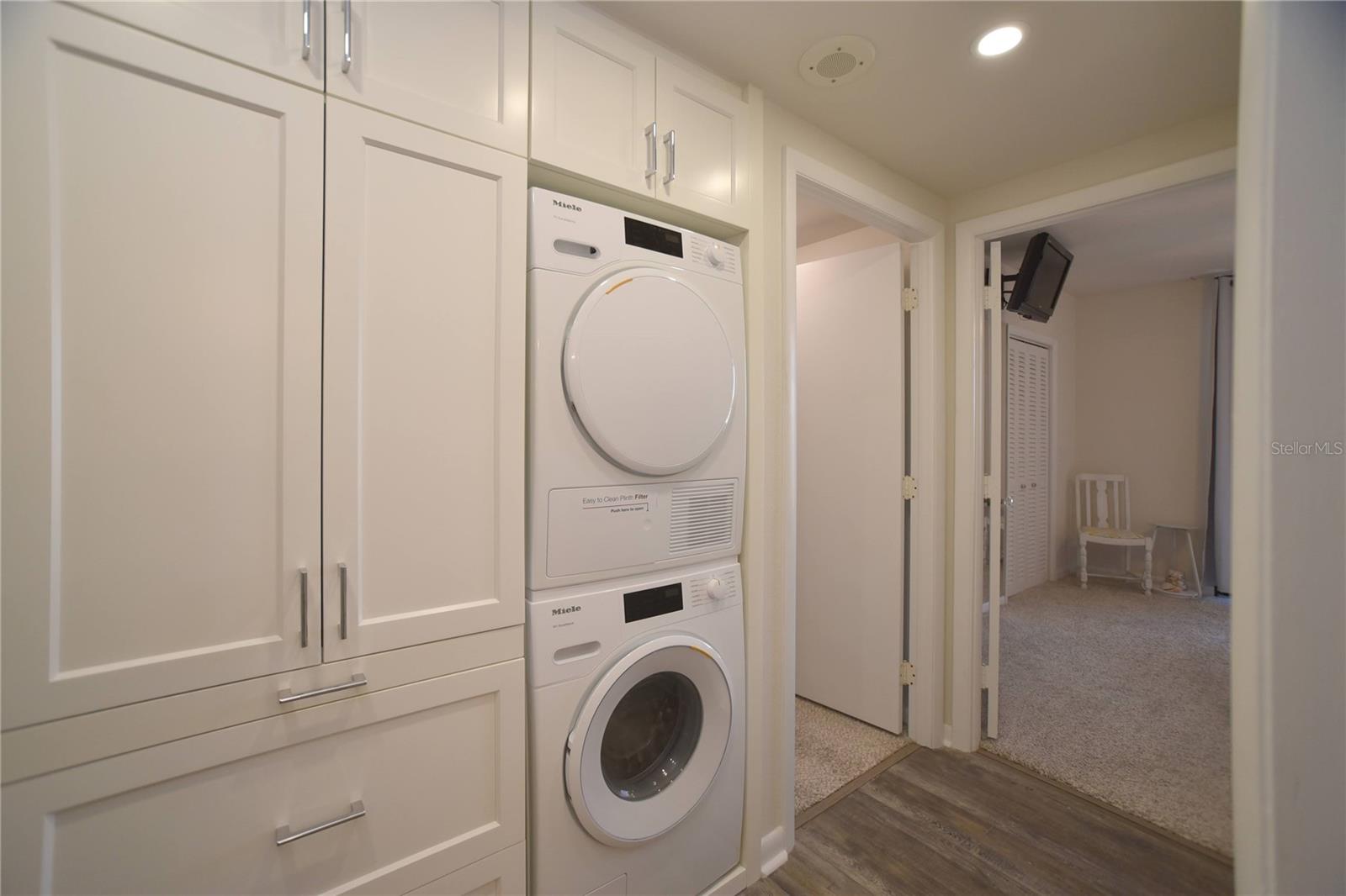 Image 8 of 62 For 3820 Gulf Boulevard 306