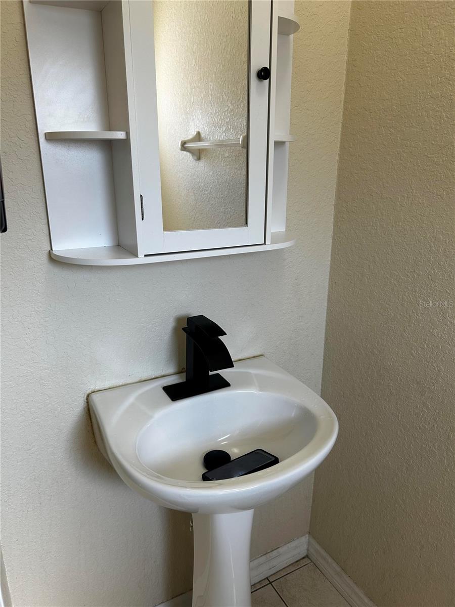 Image 4 of 23 For 4455 Har Paul Circle