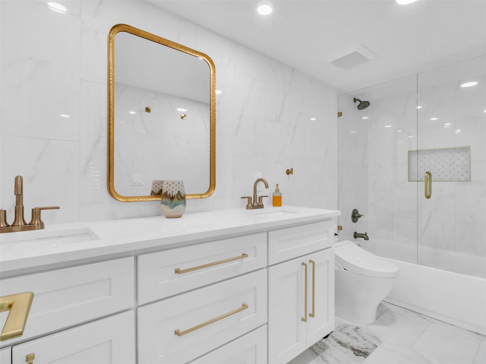 Image 22 of 61 For 346 Moorings Cove Drive