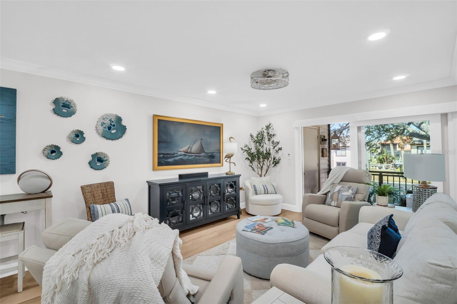 Image 8 of 61 For 346 Moorings Cove Drive