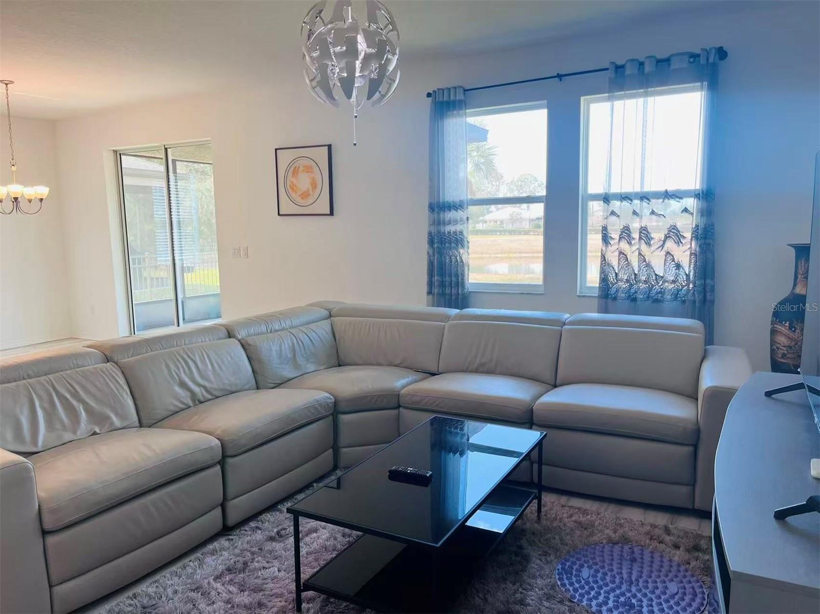 Image 4 of 11 For 8579 Starlight Loop