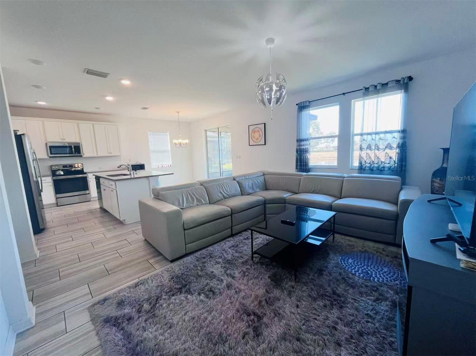 Image 5 of 11 For 8579 Starlight Loop