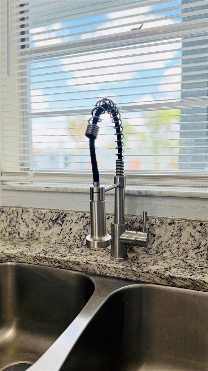 Image 8 of 22 For 2840 Somerset Park Drive 201