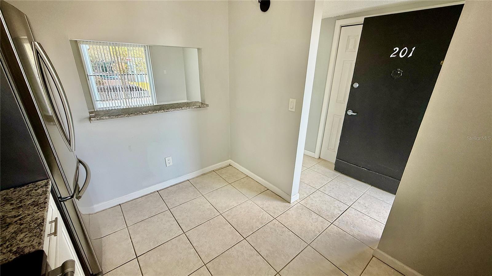 Image 9 of 22 For 2840 Somerset Park Drive 201