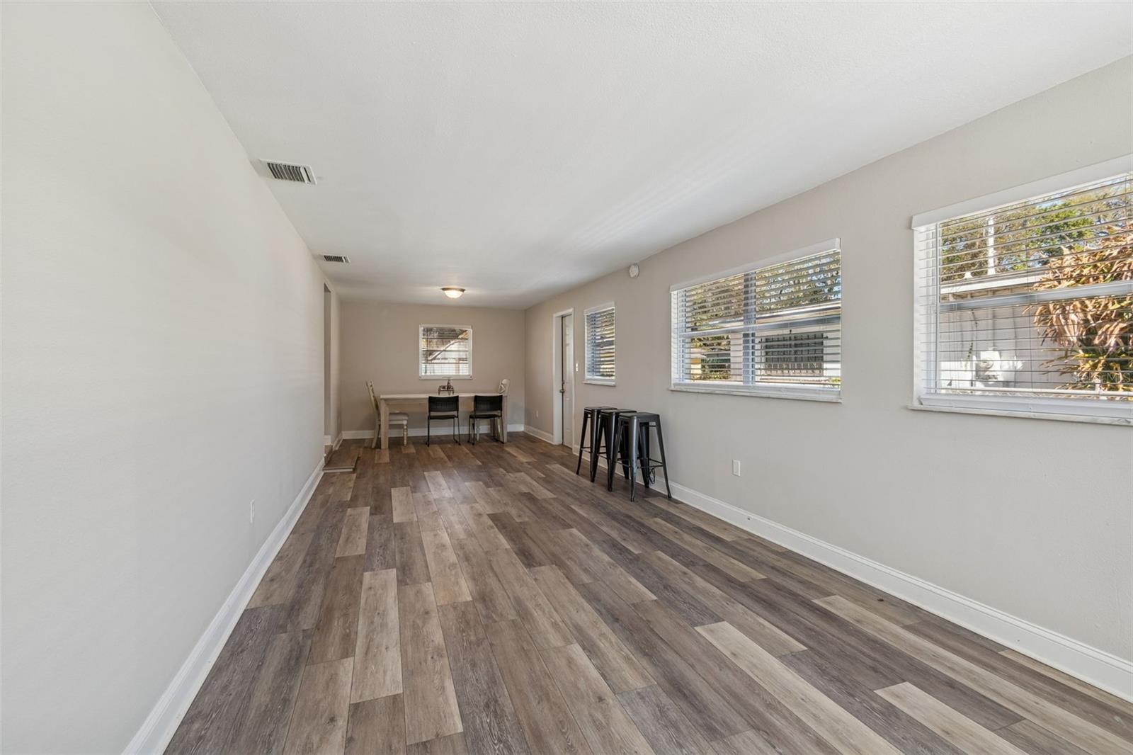 Image 24 of 35 For 3202 Jean Street