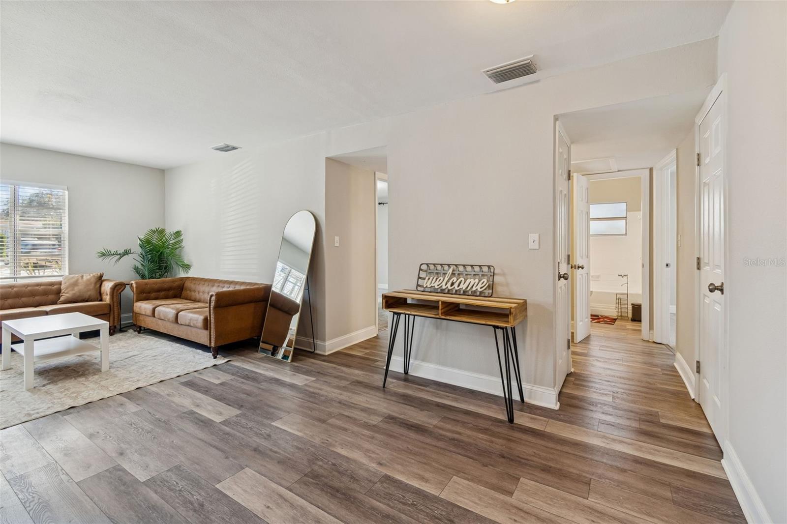 Image 9 of 35 For 3202 Jean Street