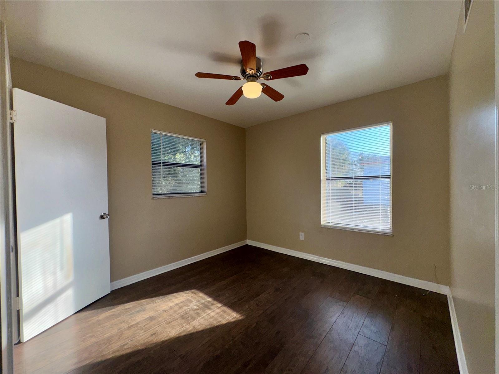 Image 17 of 22 For 5312 20th Avenue