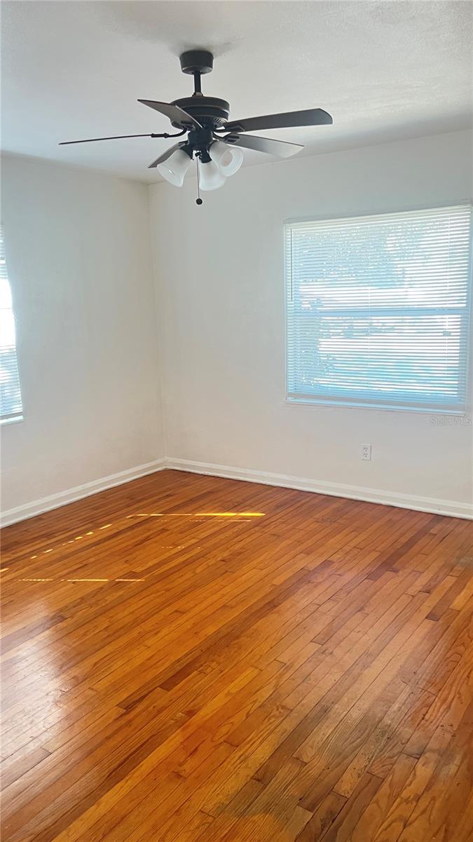 Image 10 of 14 For 2847 Park Street N