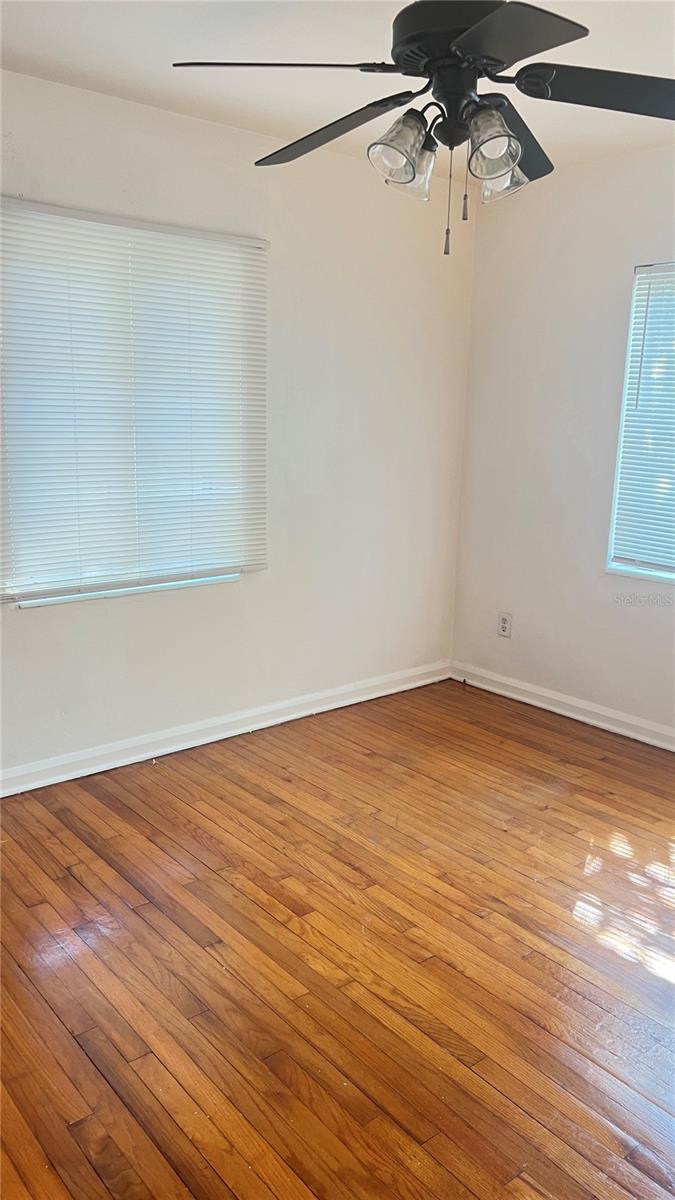 Image 11 of 14 For 2847 Park Street N