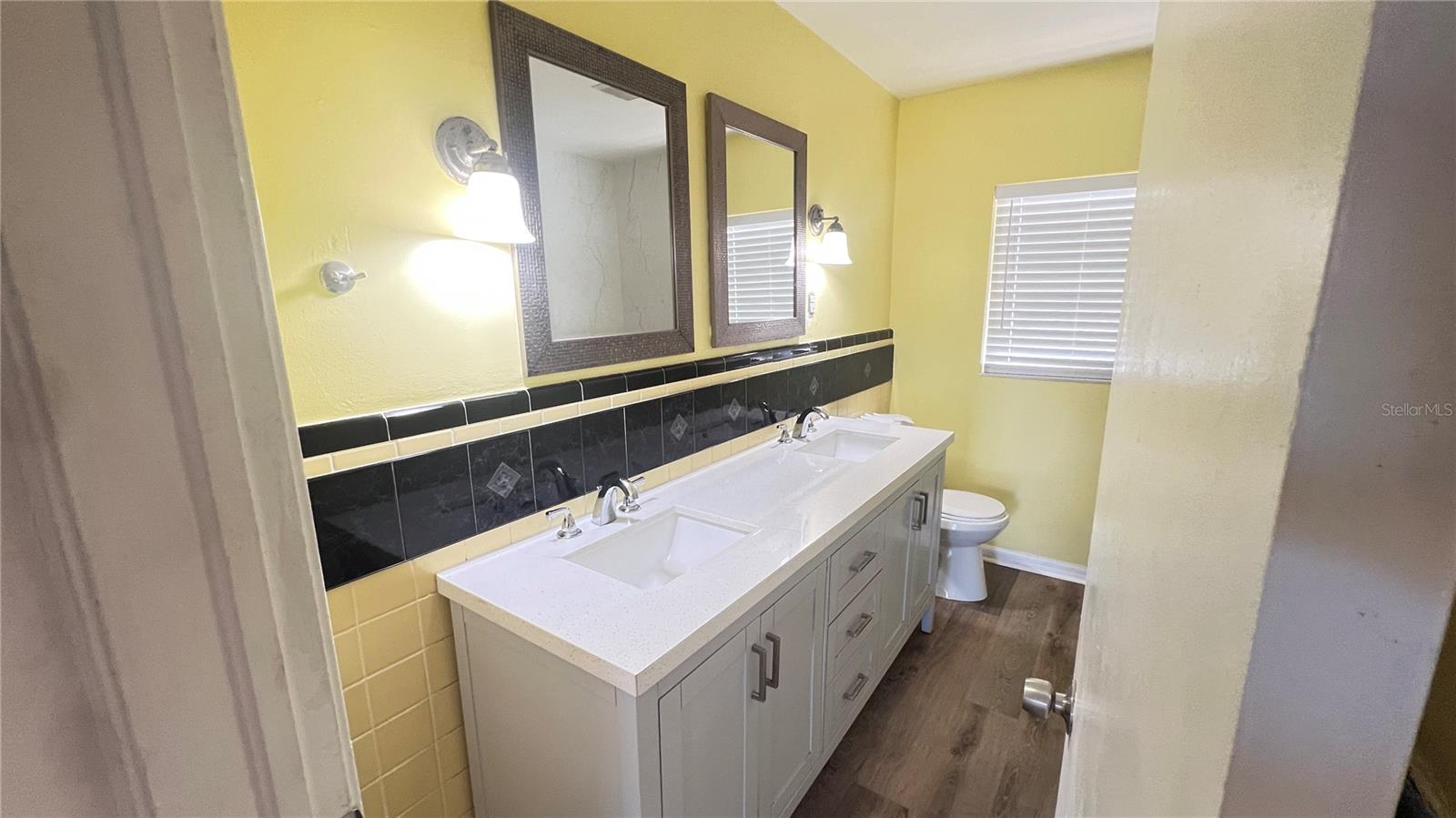 Image 4 of 14 For 2847 Park Street N