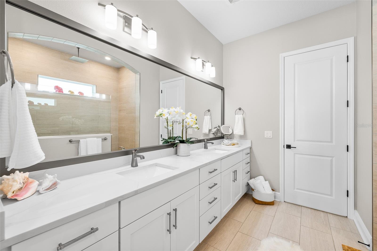 Image 22 of 57 For 3713 Leona Street