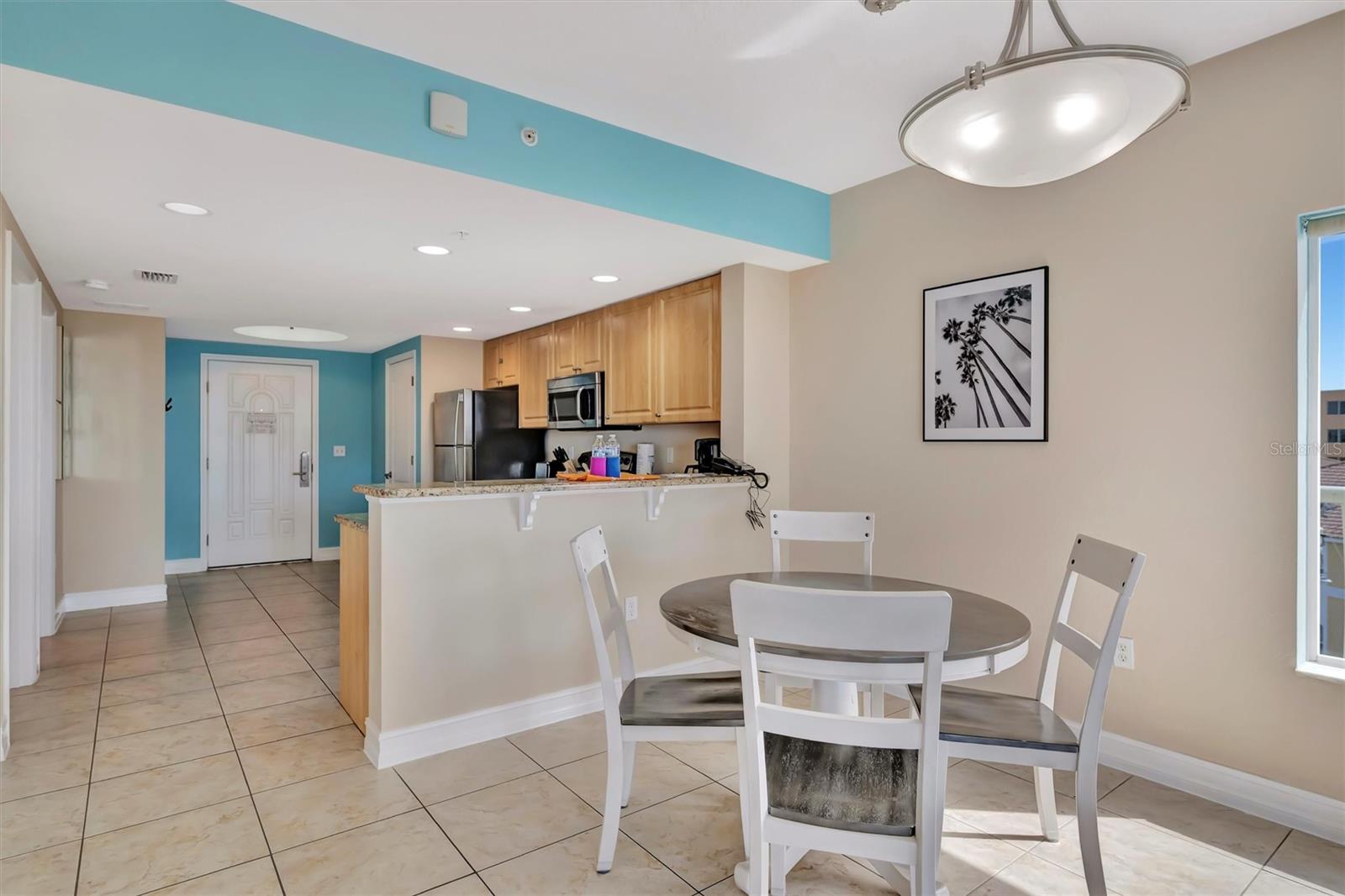 Image 14 of 71 For 11605 Gulf Boulevard 501