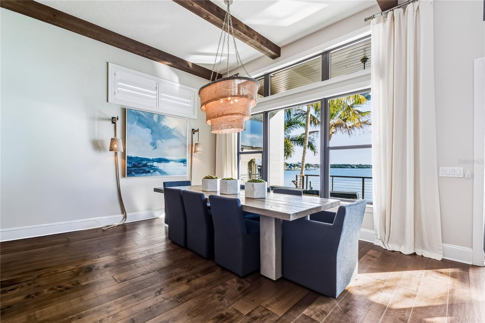 Listing photo id 20 for 459 20th Avenue