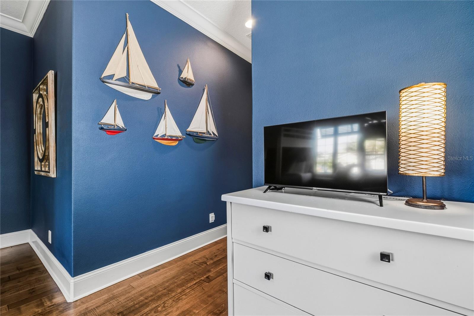 Listing photo id 41 for 459 20th Avenue