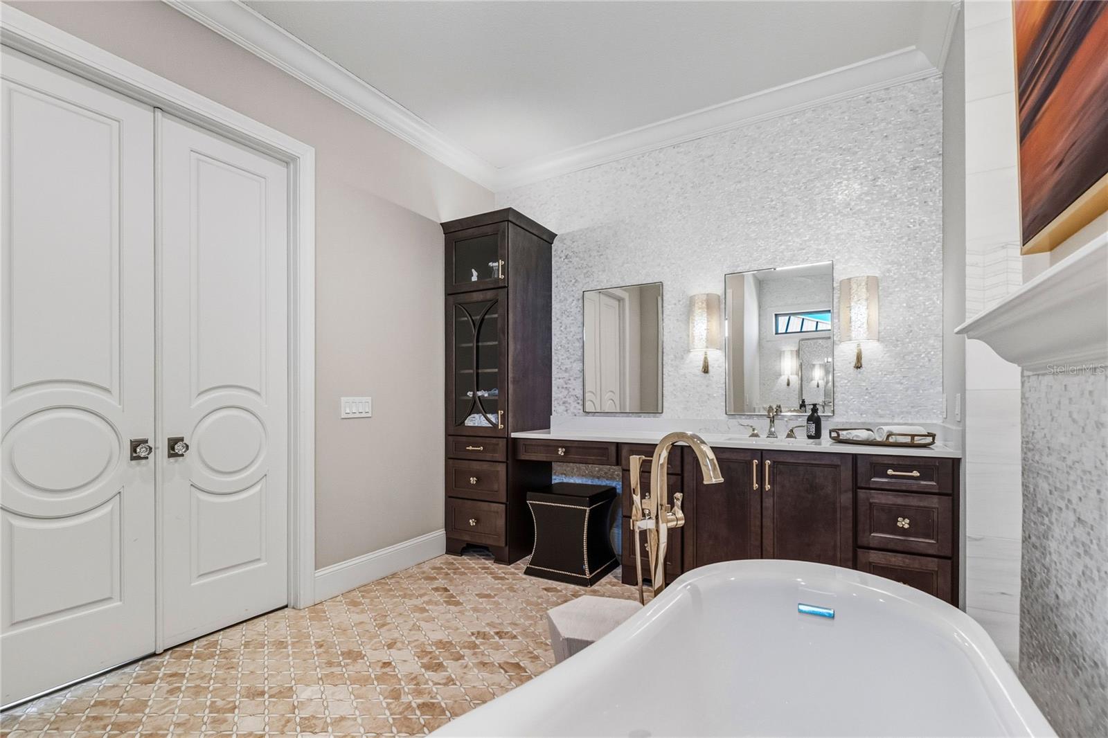 Listing photo id 59 for 459 20th Avenue