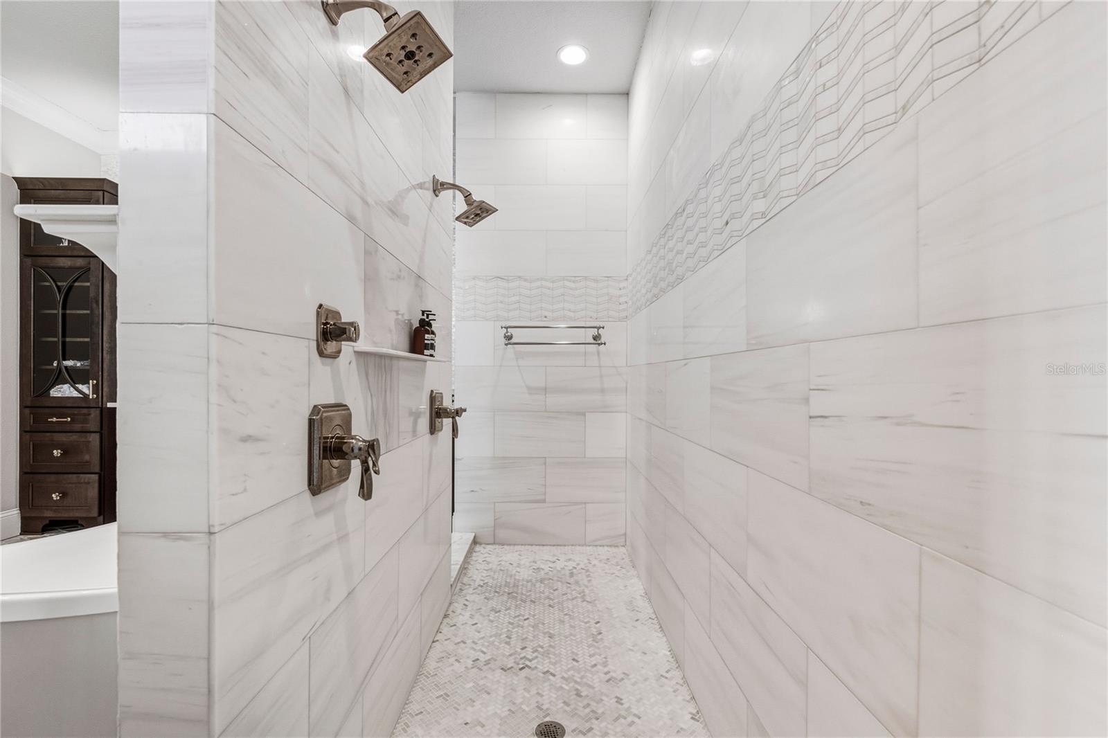 Listing photo id 63 for 459 20th Avenue