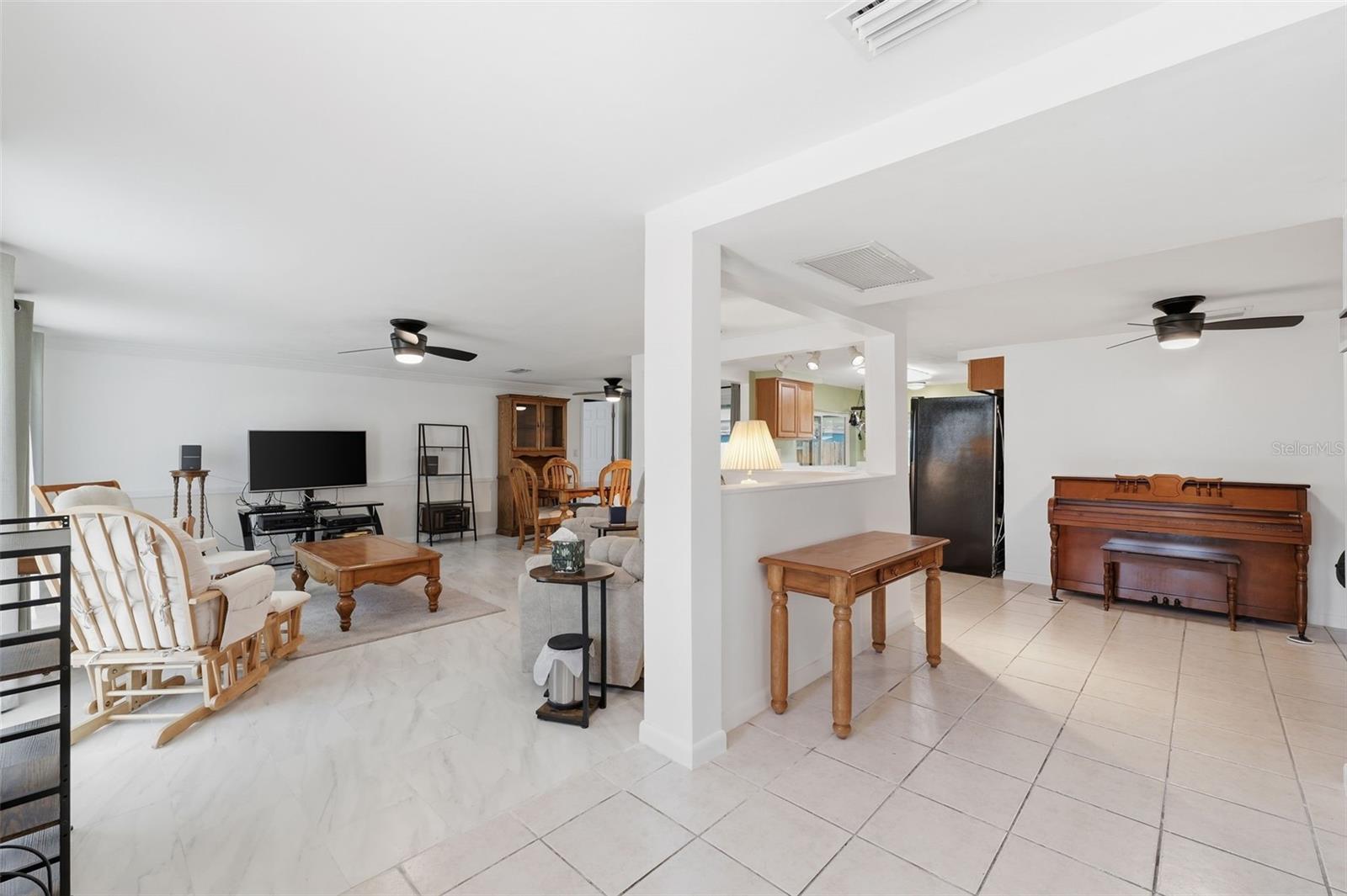 Image 5 of 35 For 3627 Edenwood Drive