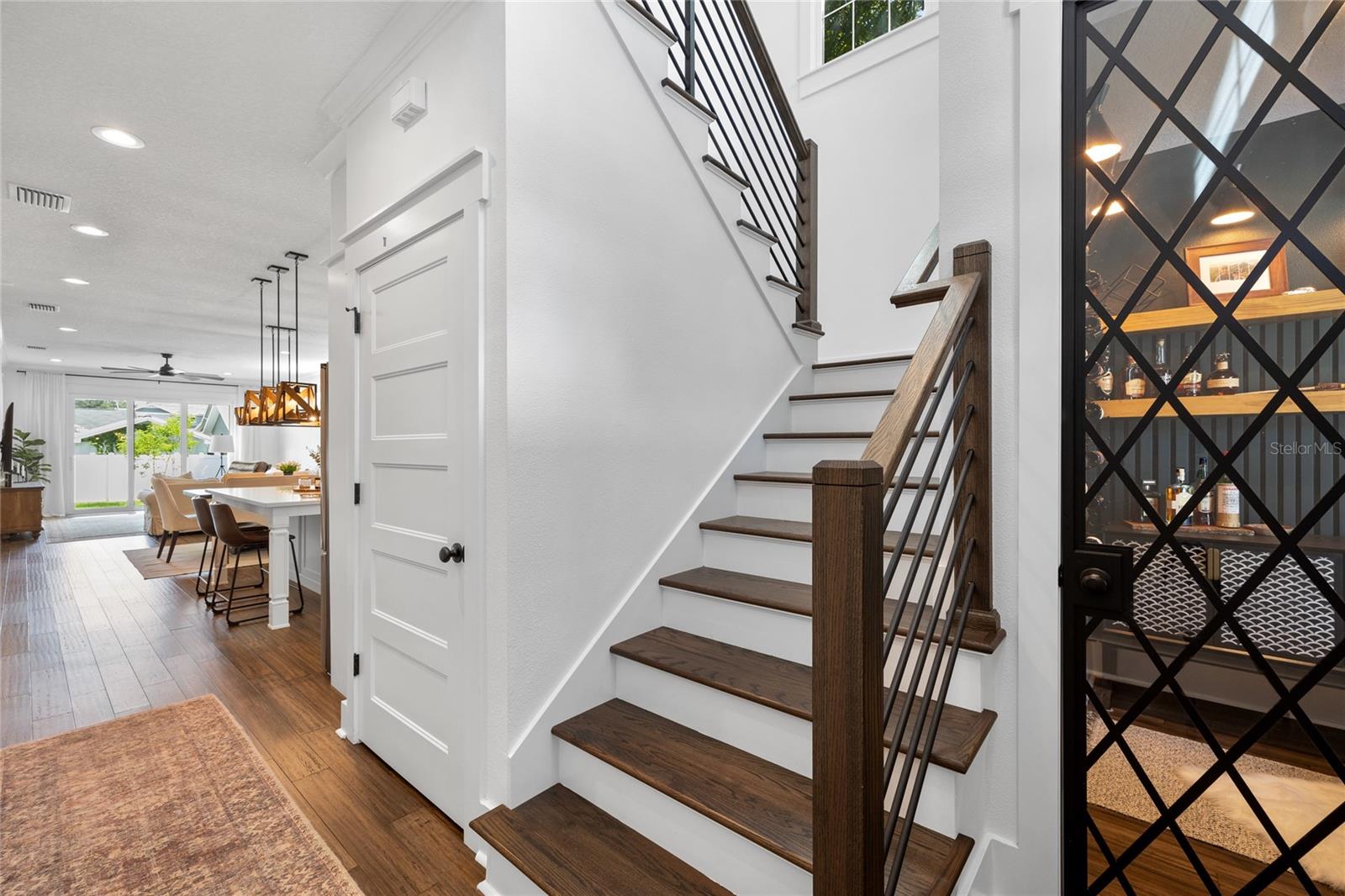 Image 6 of 36 For 911 Adalee Street