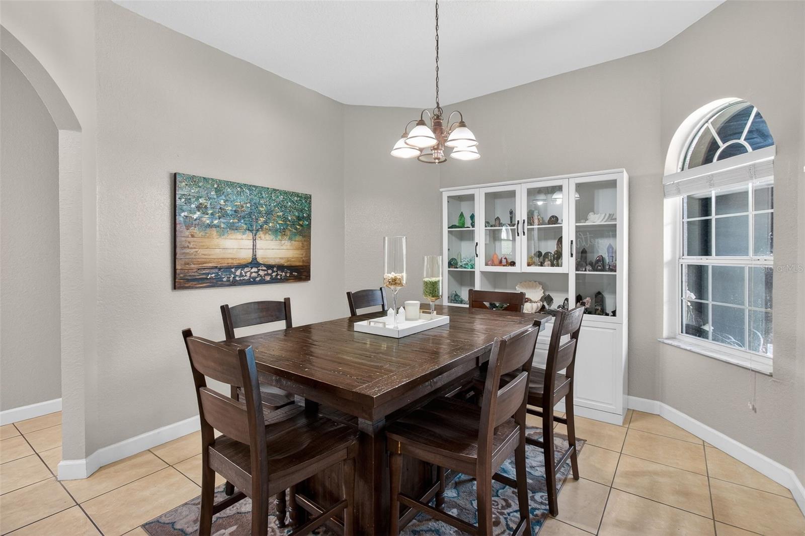 Image 3 of 47 For 650 Arbor Lane