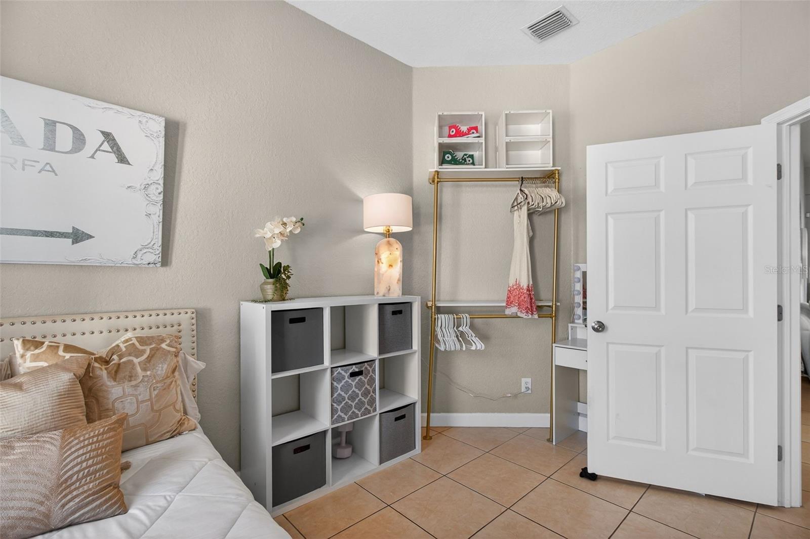 Image 36 of 47 For 650 Arbor Lane