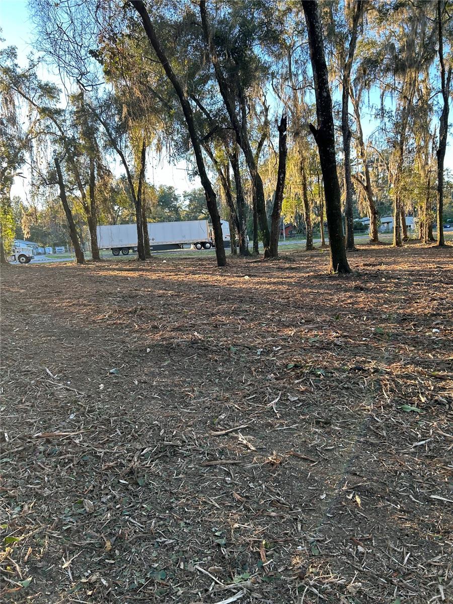 Image 3 of 6 For 18376 Us Hwy 301