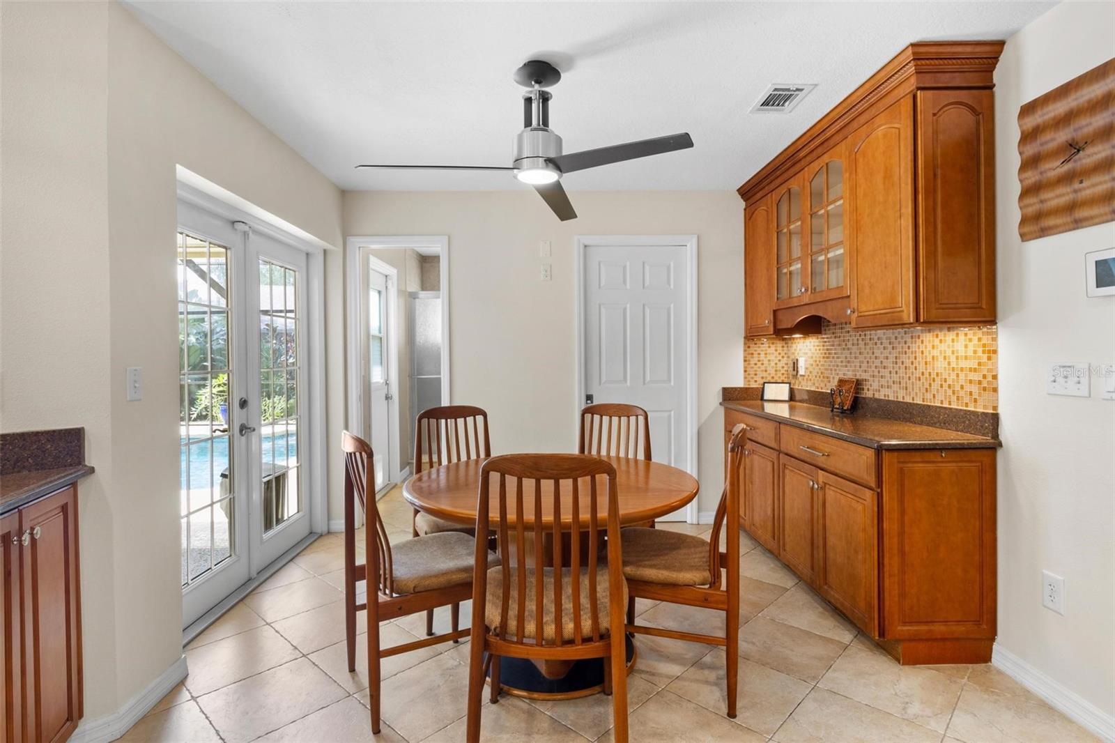 Image 27 of 71 For 6407 112th Avenue